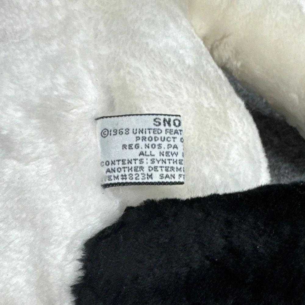 United Feature Syndicate Vintage Macy's Snoopy Plush‎ 18